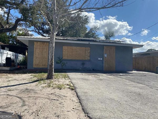 1423 18th Street W, Bradenton, FL 34205
