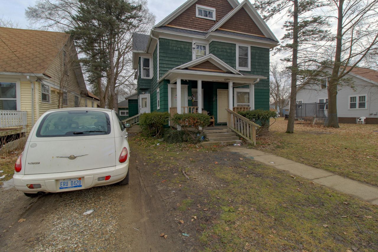 15 S Broad Street S, Battle Creek, MI 49017 Main Photo