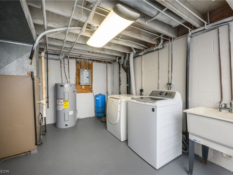 3025 Lamb Drive, Coventry, OH 44319 Photo 25