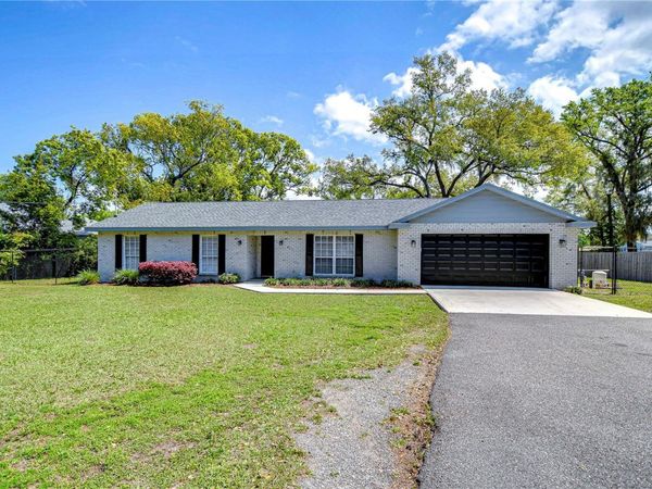 401 S MILLER ROAD , VALRICO, FL 33594