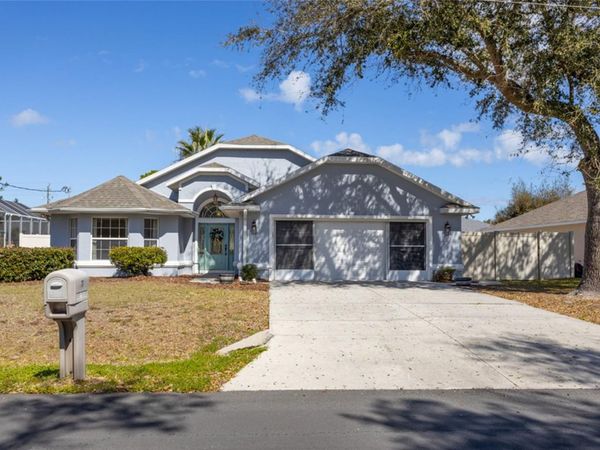 11 FAIRCASTLE LANE , PALM COAST, FL 32137