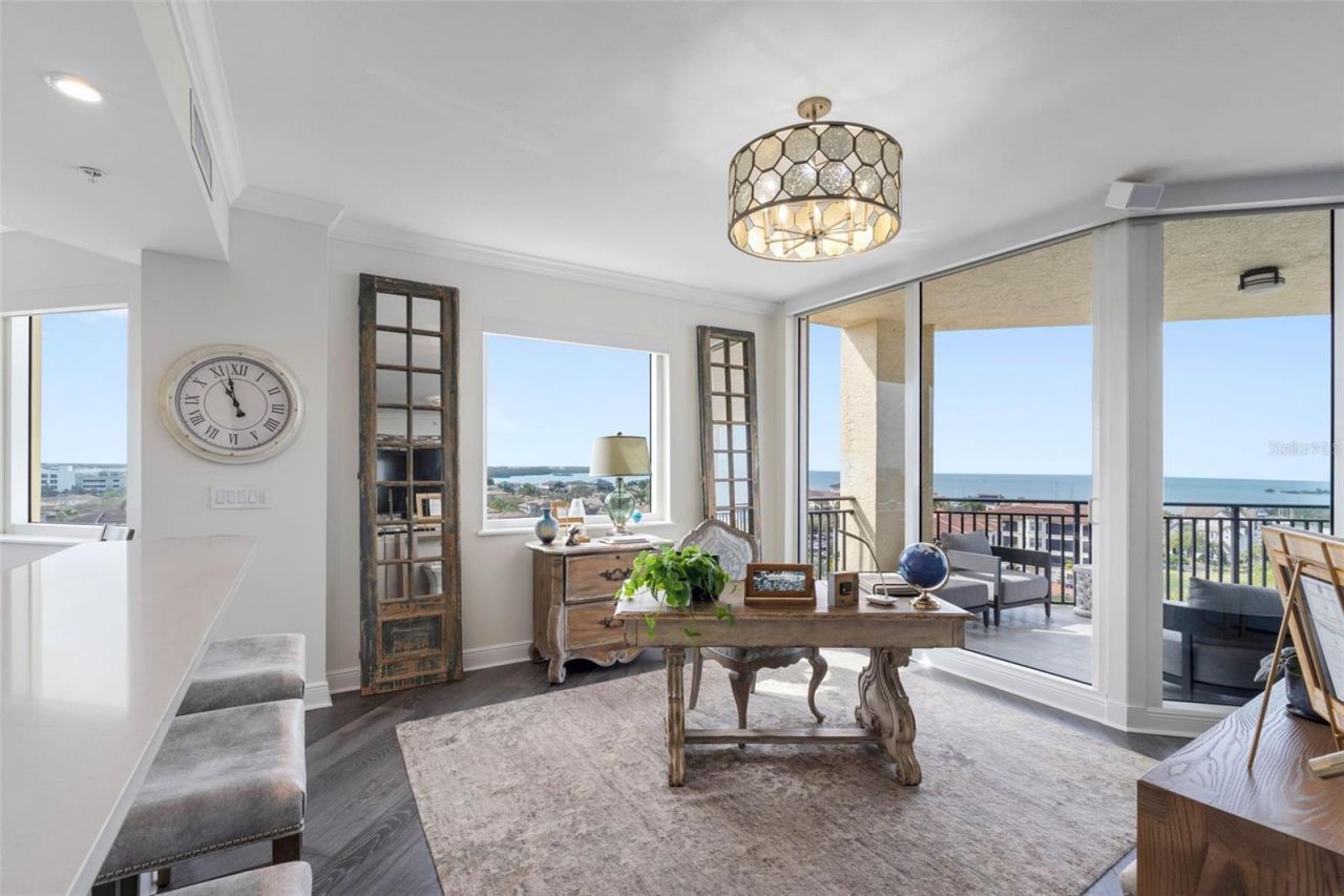 5823 Bowen Daniel Drive, Unit 901, Tampa, FL 33616 Photo