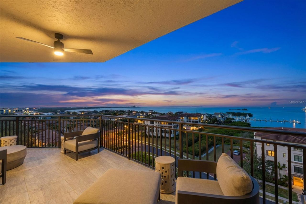 5823 Bowen Daniel Drive, Unit 901, Tampa, FL 33616 Photo