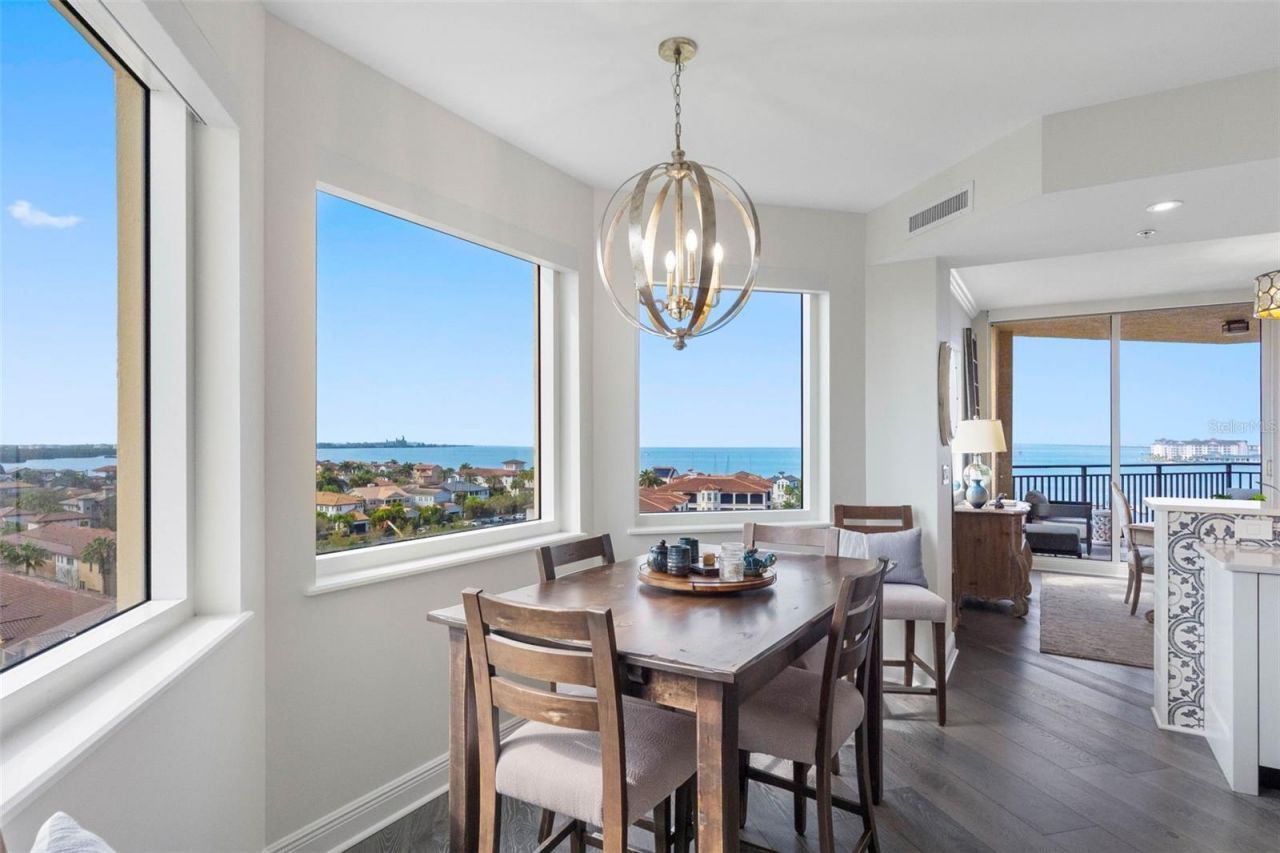 5823 Bowen Daniel Drive, Unit 901, Tampa, FL 33616 Photo