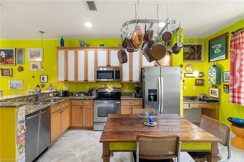 8957 Malibu St, Unit 502, Naples, FL 34113 Photo