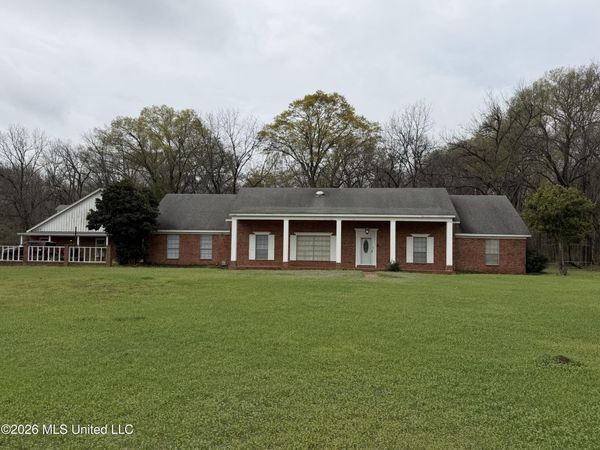 2110 Carol Street, Greenville, MS 38703
