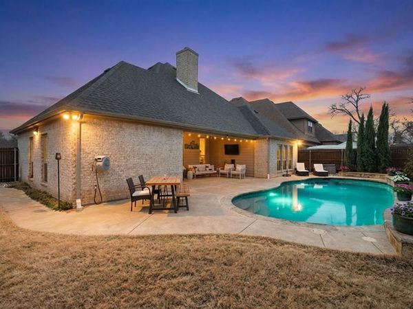 1509 Sea Breeze Lane, Azle, TX 76020