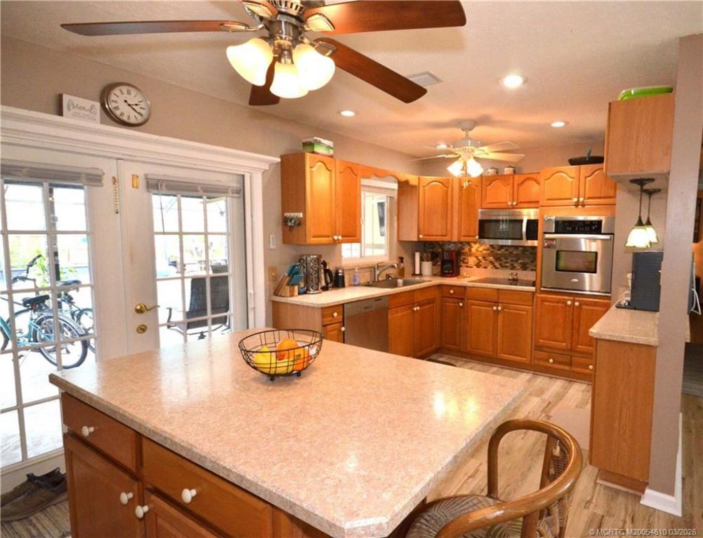 2049 SW Monterrey Lane, Port Saint Lucie, FL 34953 Photo