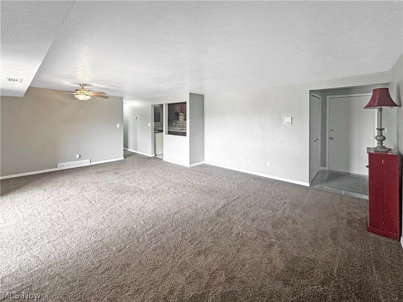 9640 Cove Drive, Unit A-36, North Royalton, OH 44133 Photo 10