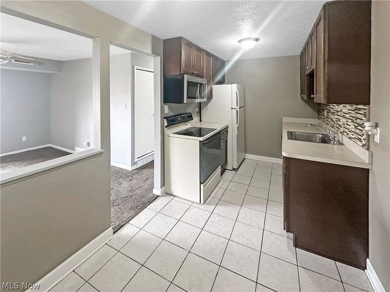 9640 Cove Drive, Unit A-36, North Royalton, OH 44133 Photo 6