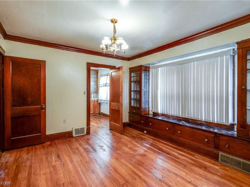 14300 Darwin Avenue, Cleveland, OH 44110 Photo 10