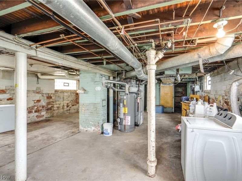 14300 Darwin Avenue, Cleveland, OH 44110 Photo 15