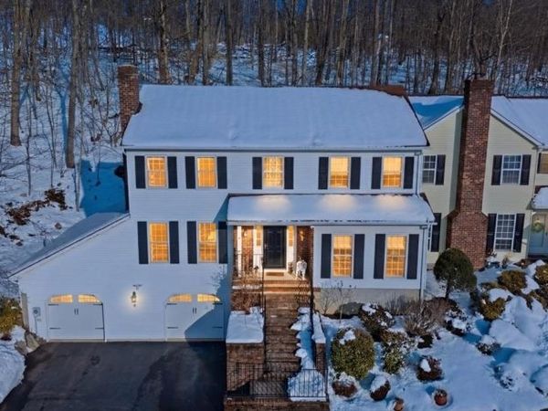 4 Birdseye Circle, Wayne, NJ 07470