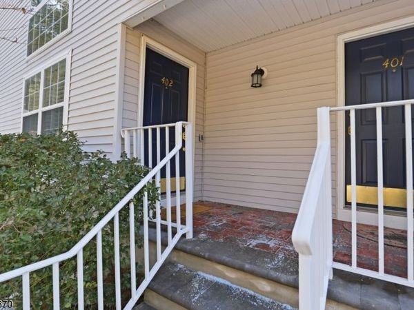 402 Dalton Ct, Denville, NJ 07834