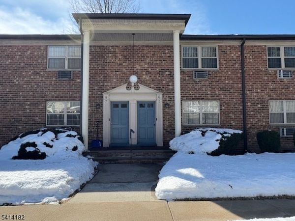 19 Savage Rd U46F6, Denville, NJ 07834