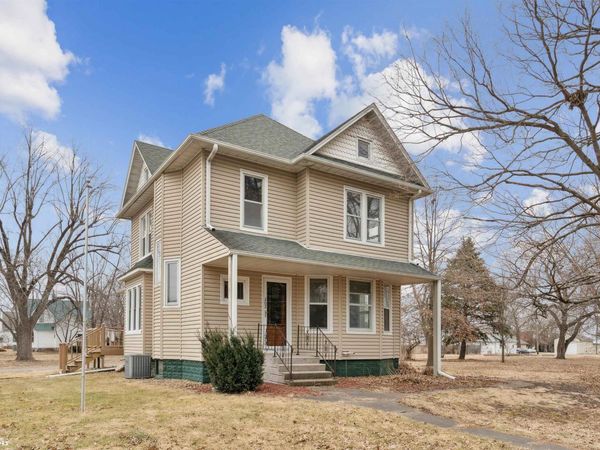 202 S Adams Street, Olds, IA 52647