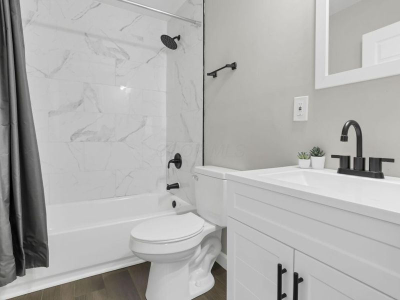 3237 E 12th Avenue , Columbus, OH 43219 Photo 19