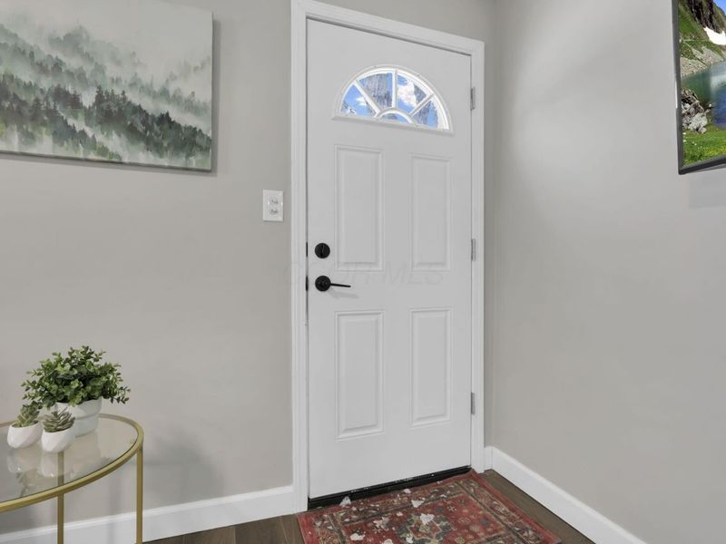 3237 E 12th Avenue , Columbus, OH 43219 Photo 4