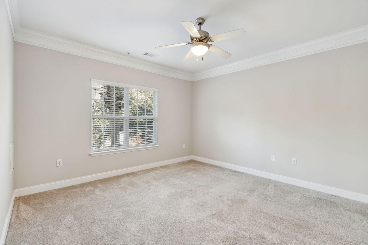 1515 Basildon Road Photo 17