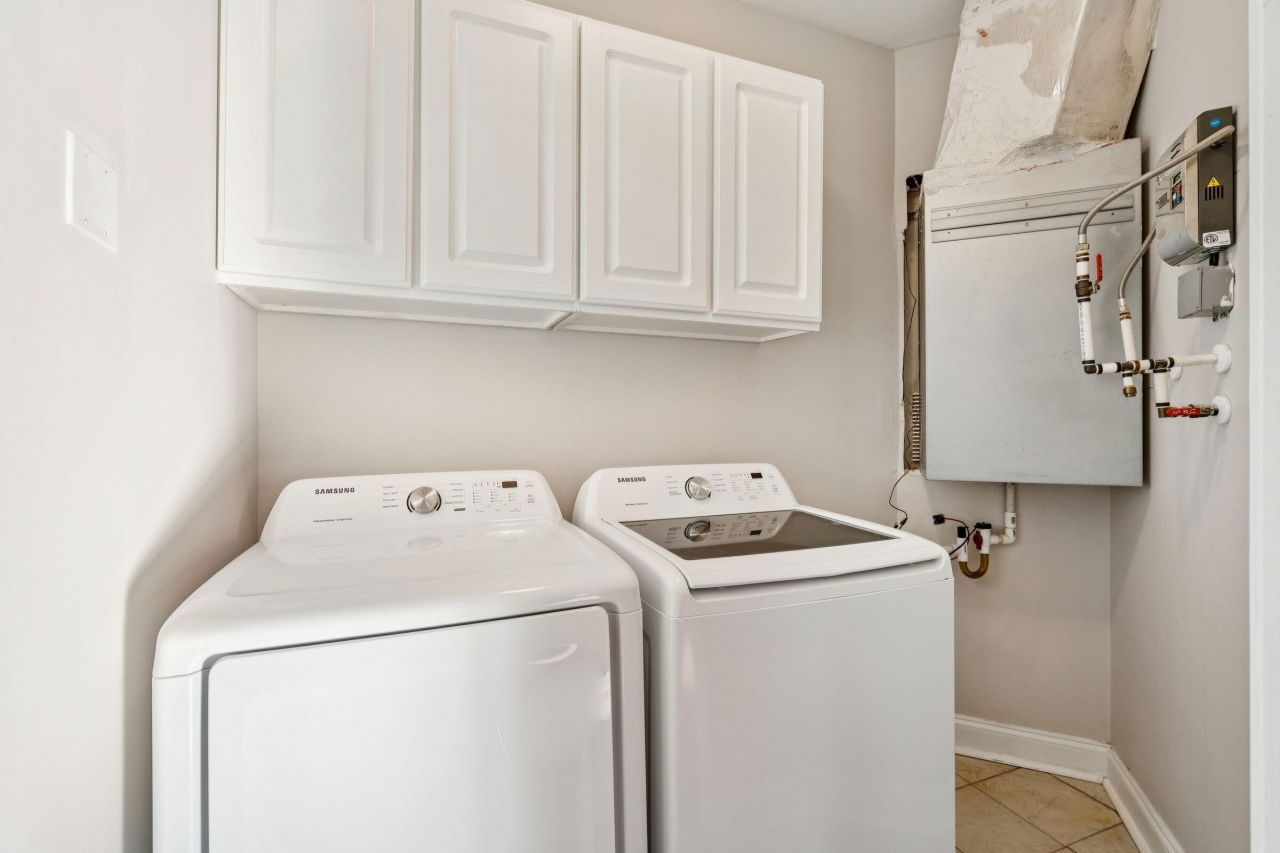 1515 Basildon Road Photo 26