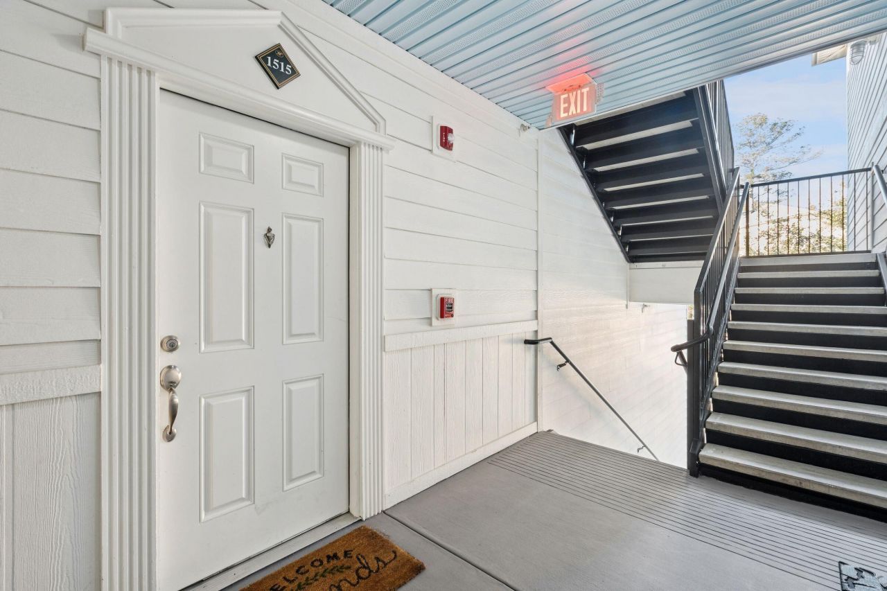 1515 Basildon Road Photo 6