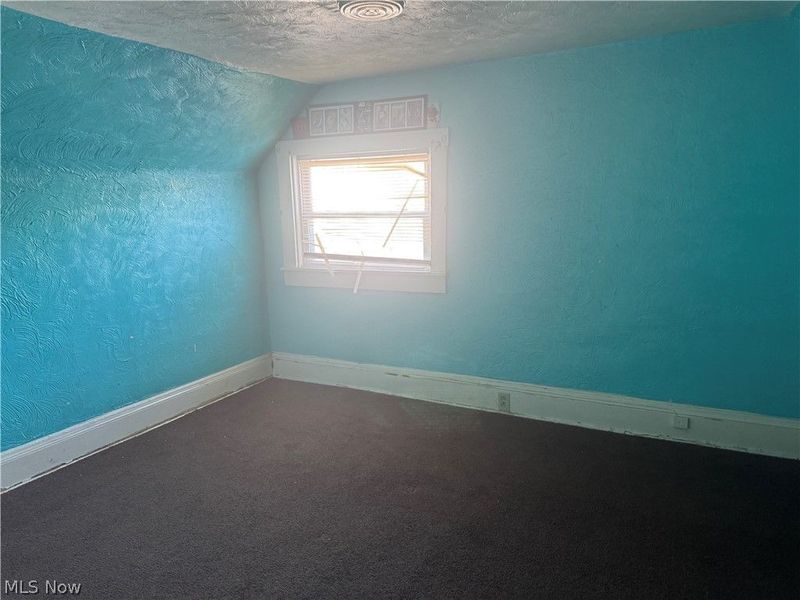 7916 Maryland Avenue, Cleveland, OH 44105 Photo 11