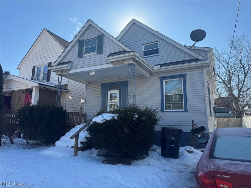7916 Maryland Avenue, Cleveland, OH 44105 Photo 2
