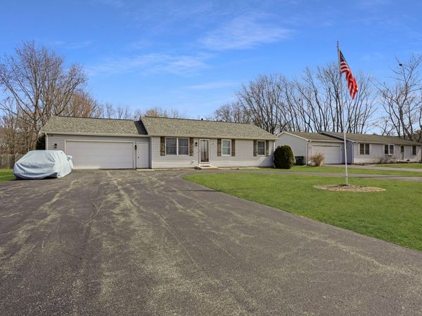 135 N Cook Street , Braidwood, IL 60408