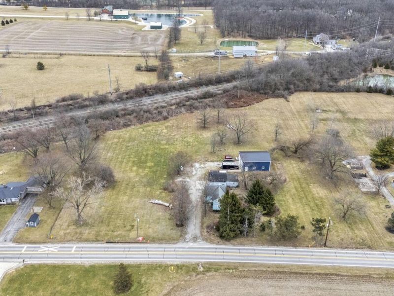 1602 Troy Road , Delaware, OH 43015 Photo 12