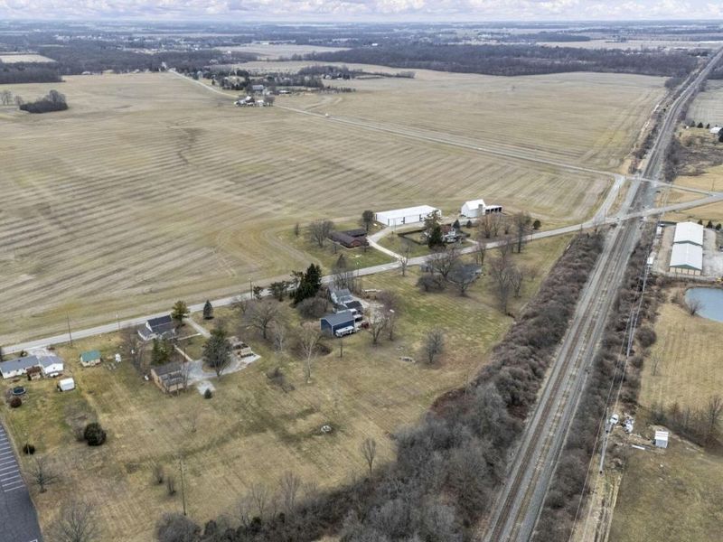 1602 Troy Road , Delaware, OH 43015 Photo 15