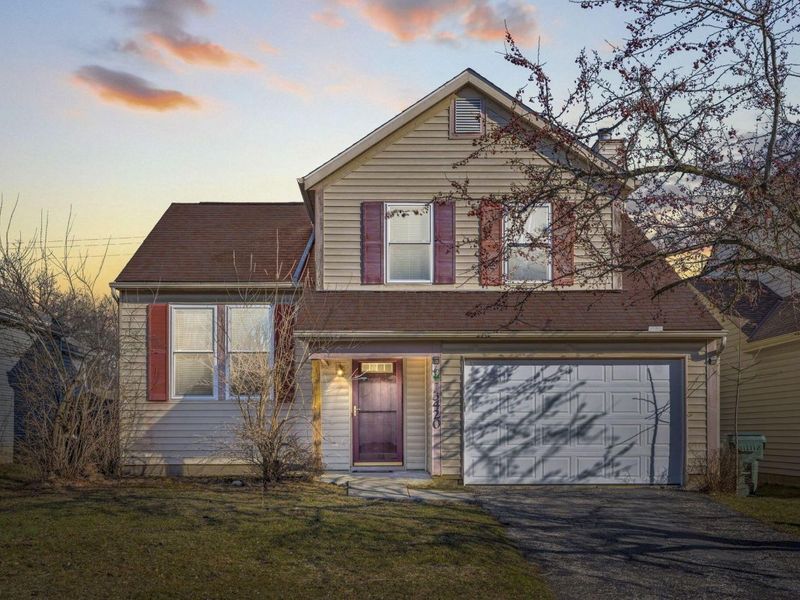 3420 Whisper Creek Drive, Columbus, OH 43231 Photo 2