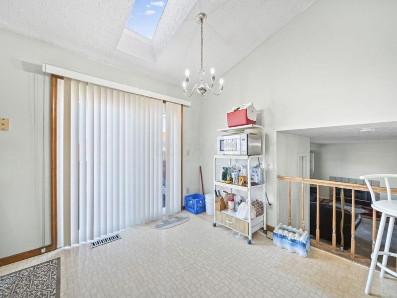 3420 Whisper Creek Drive, Columbus, OH 43231 Photo 23