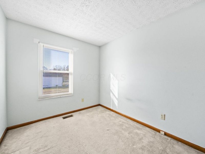 3420 Whisper Creek Drive, Columbus, OH 43231 Photo 25