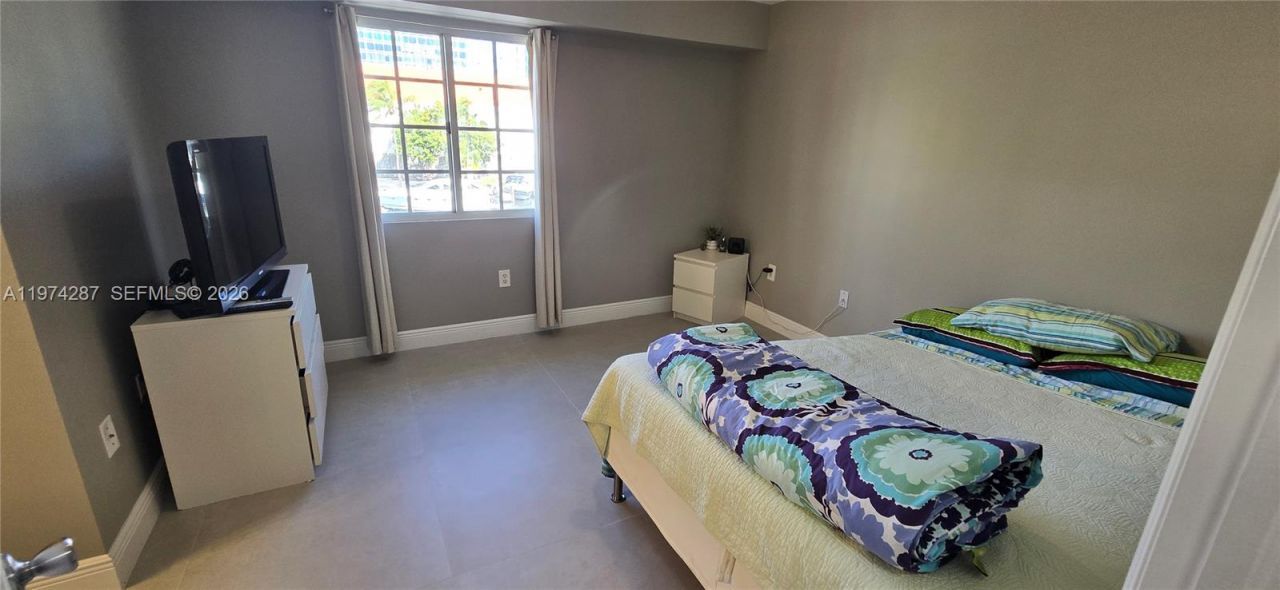 2945 NE 185th St , Unit 1412, Aventura, FL 33180 Photo