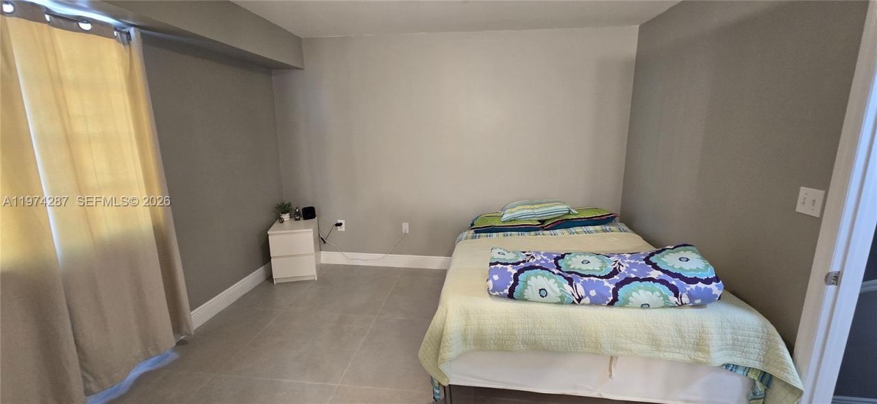 2945 NE 185th St , Unit 1412, Aventura, FL 33180 Photo