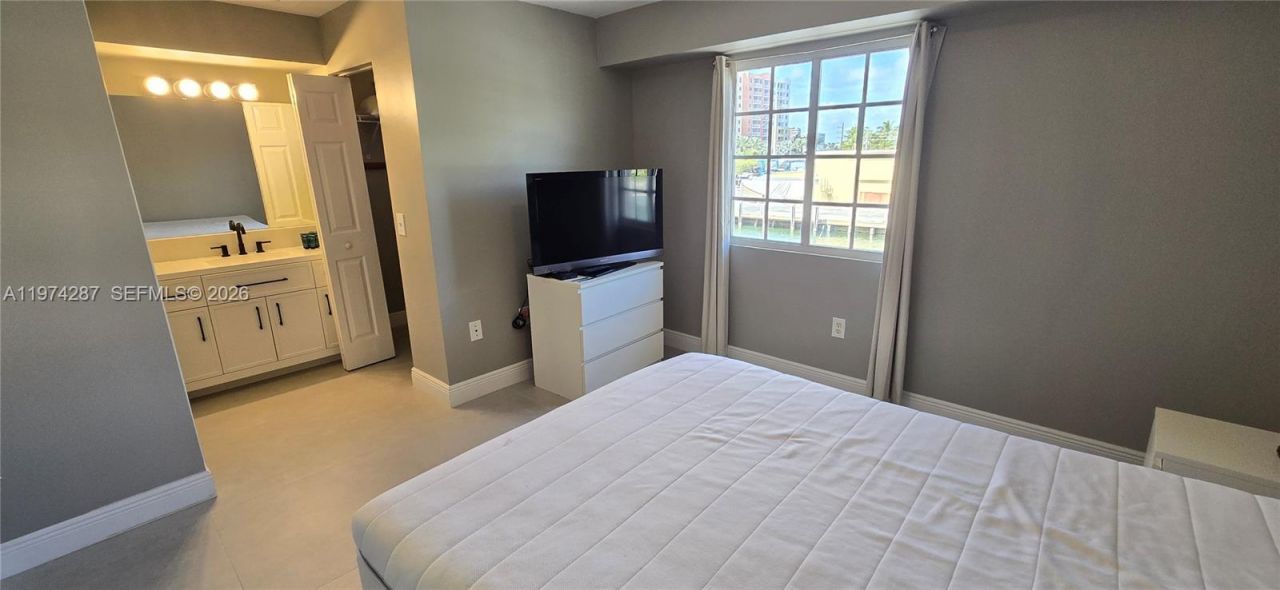 2945 NE 185th St , Unit 1412, Aventura, FL 33180 Photo