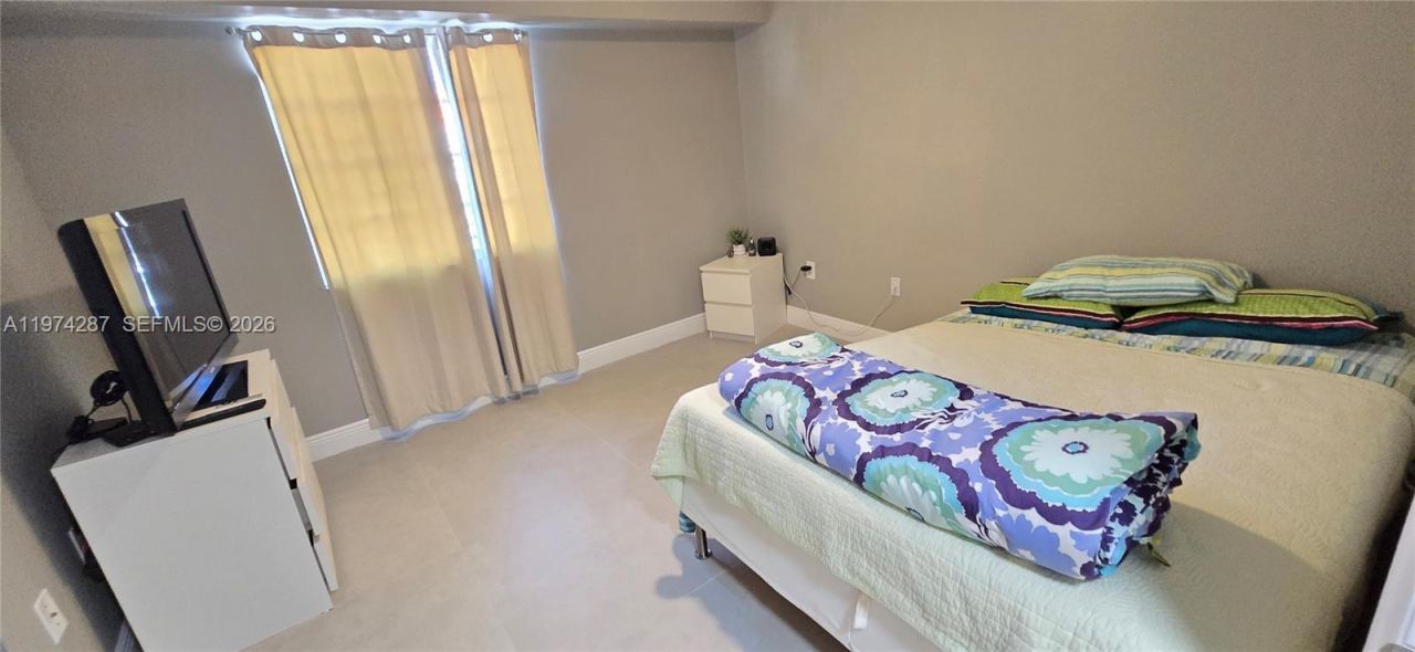 2945 NE 185th St , Unit 1412, Aventura, FL 33180 Photo