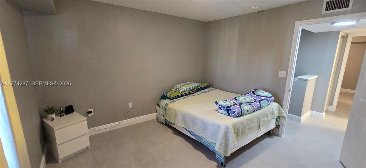 2945 NE 185th St , Unit 1412, Aventura, FL 33180 Photo