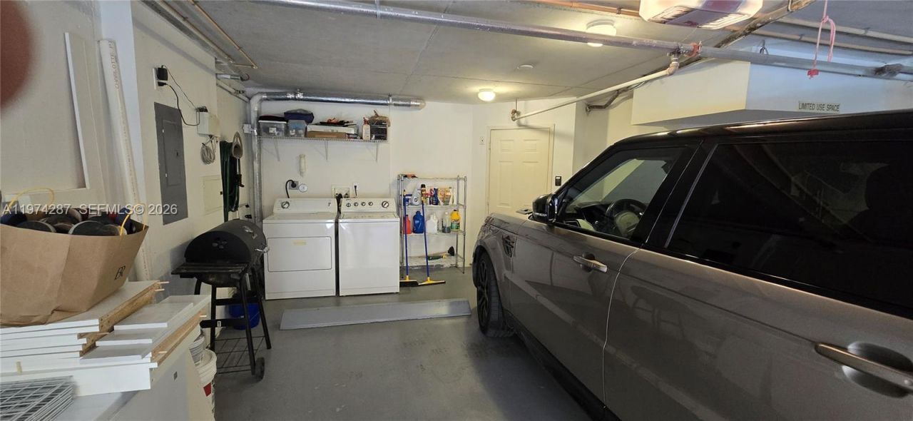 2945 NE 185th St , Unit 1412, Aventura, FL 33180 Photo