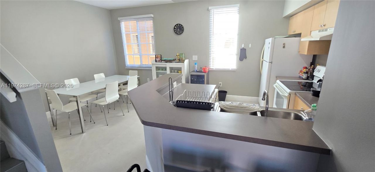 2945 NE 185th St , Unit 1412, Aventura, FL 33180 Photo