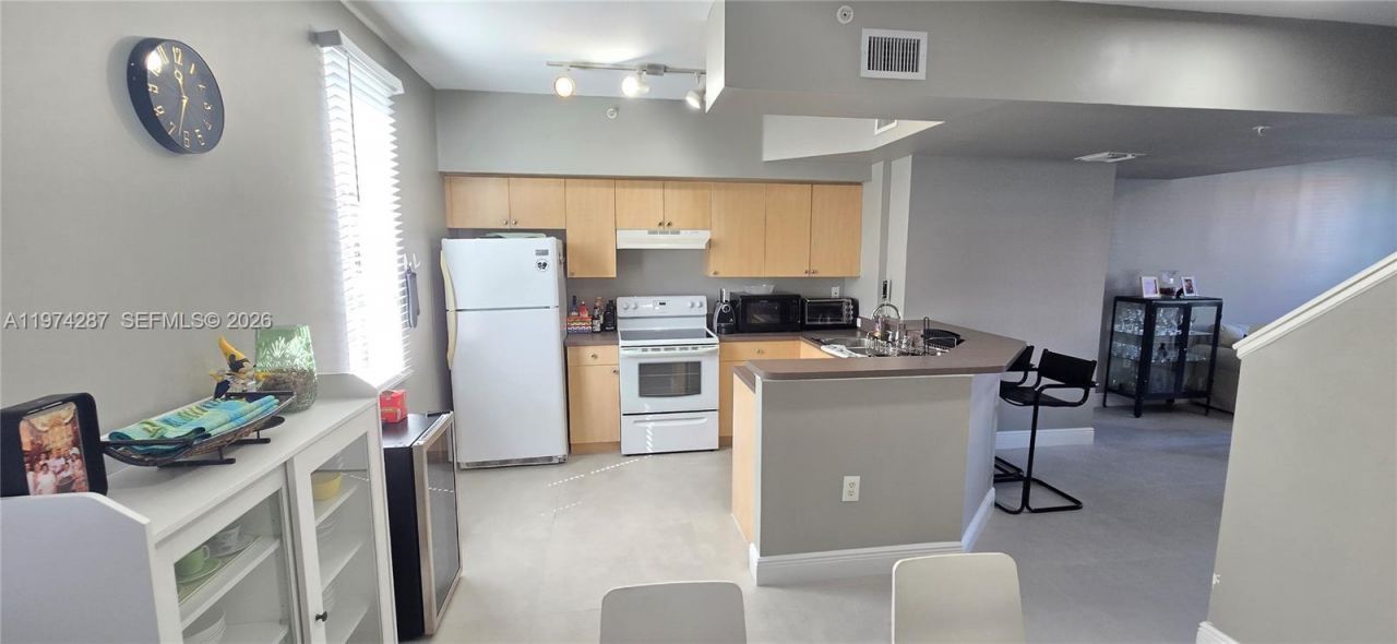 2945 NE 185th St , Unit 1412, Aventura, FL 33180 Photo