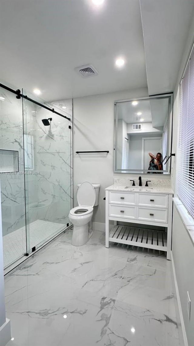 320 SW 29th Rd, Unit 1, Miami, FL 33129 Photo