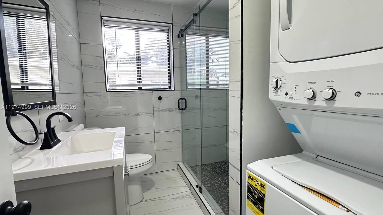 320 SW 29th Rd, Unit 1, Miami, FL 33129 Photo