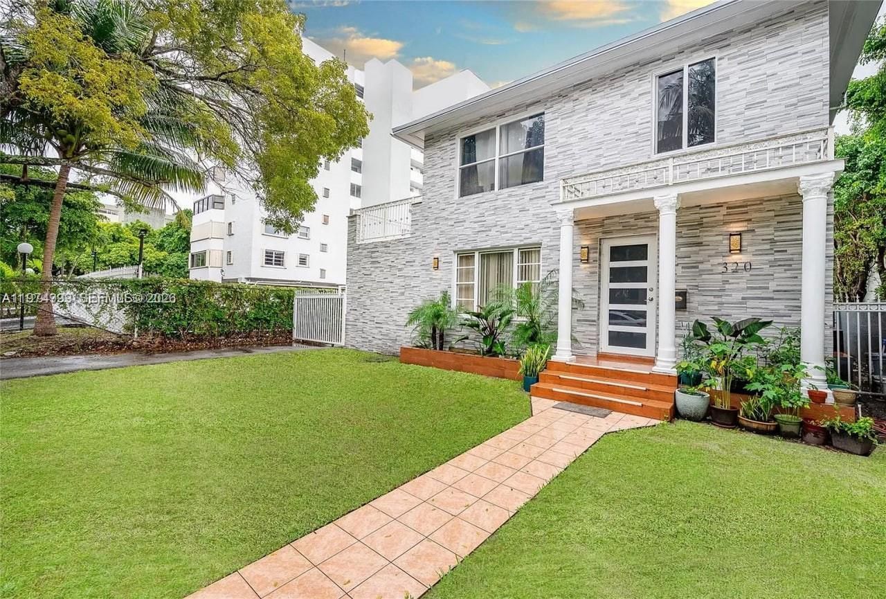 320 SW 29th Rd, Unit 1, Miami, FL 33129 Photo