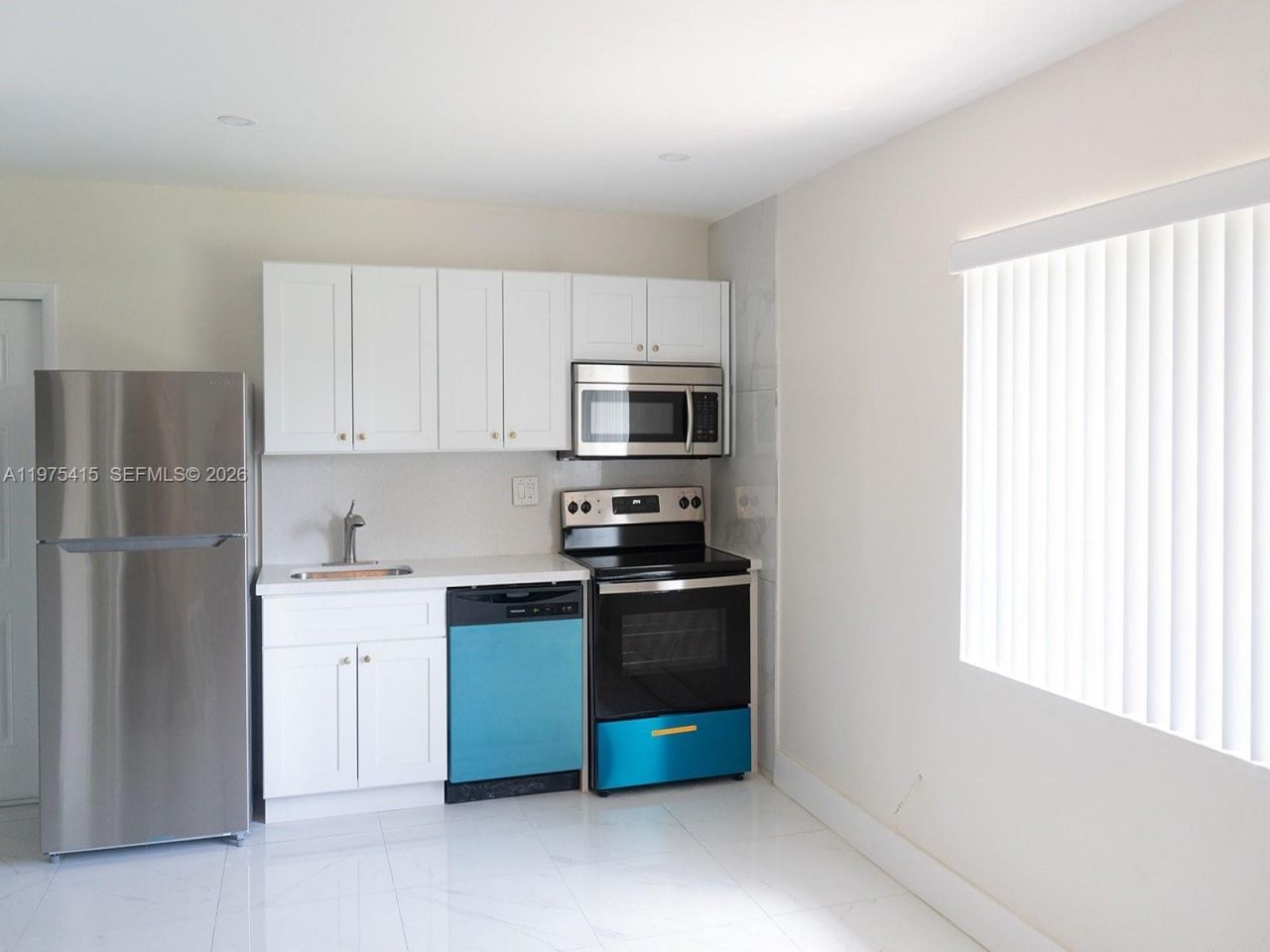 612 NW 10th Ter, Fort Lauderdale, FL 33311 Photo