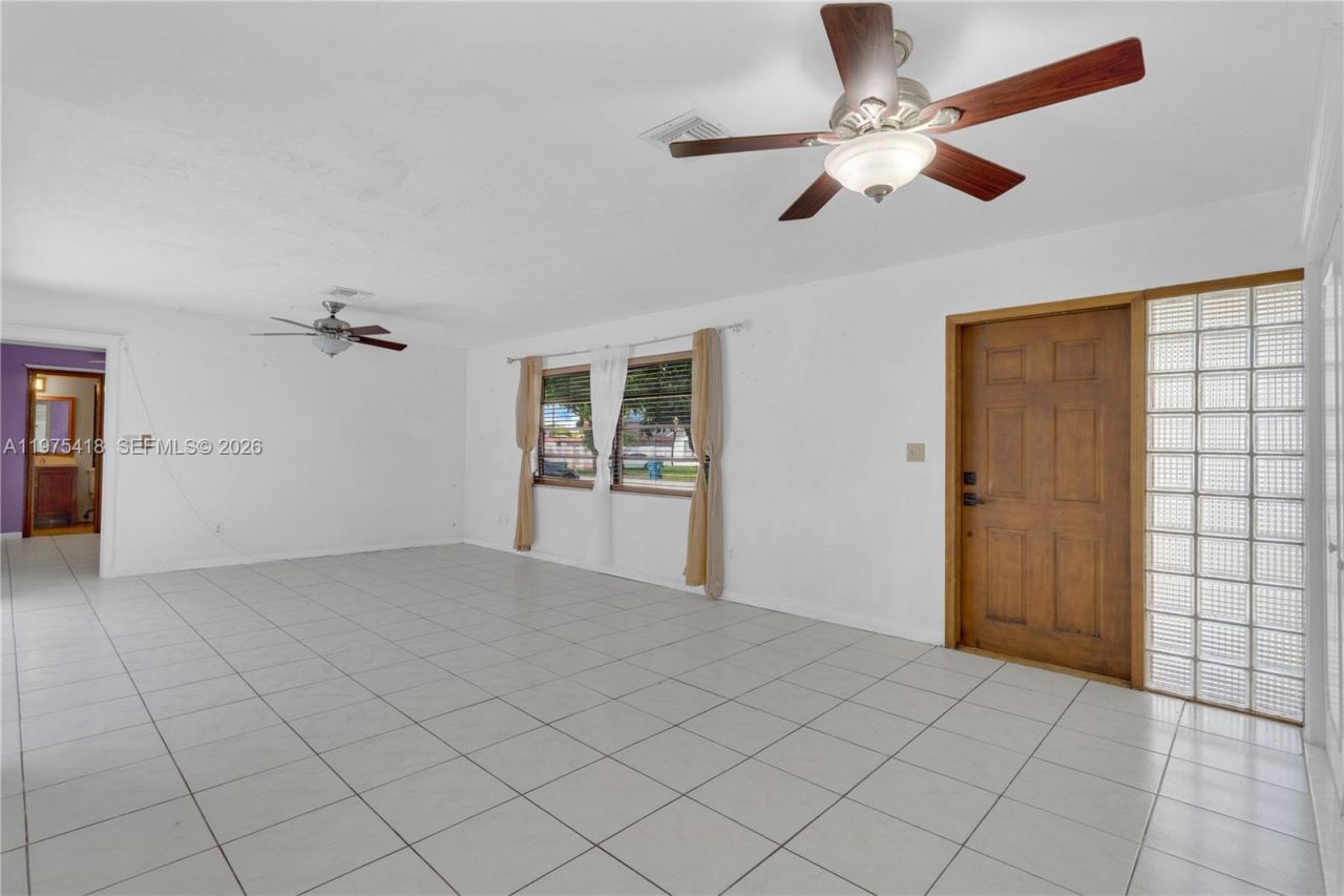 16501 SW 102nd Ct, Miami, FL 33157 Photo