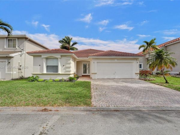 3371 SW 51st St , Hollywood, FL 33312