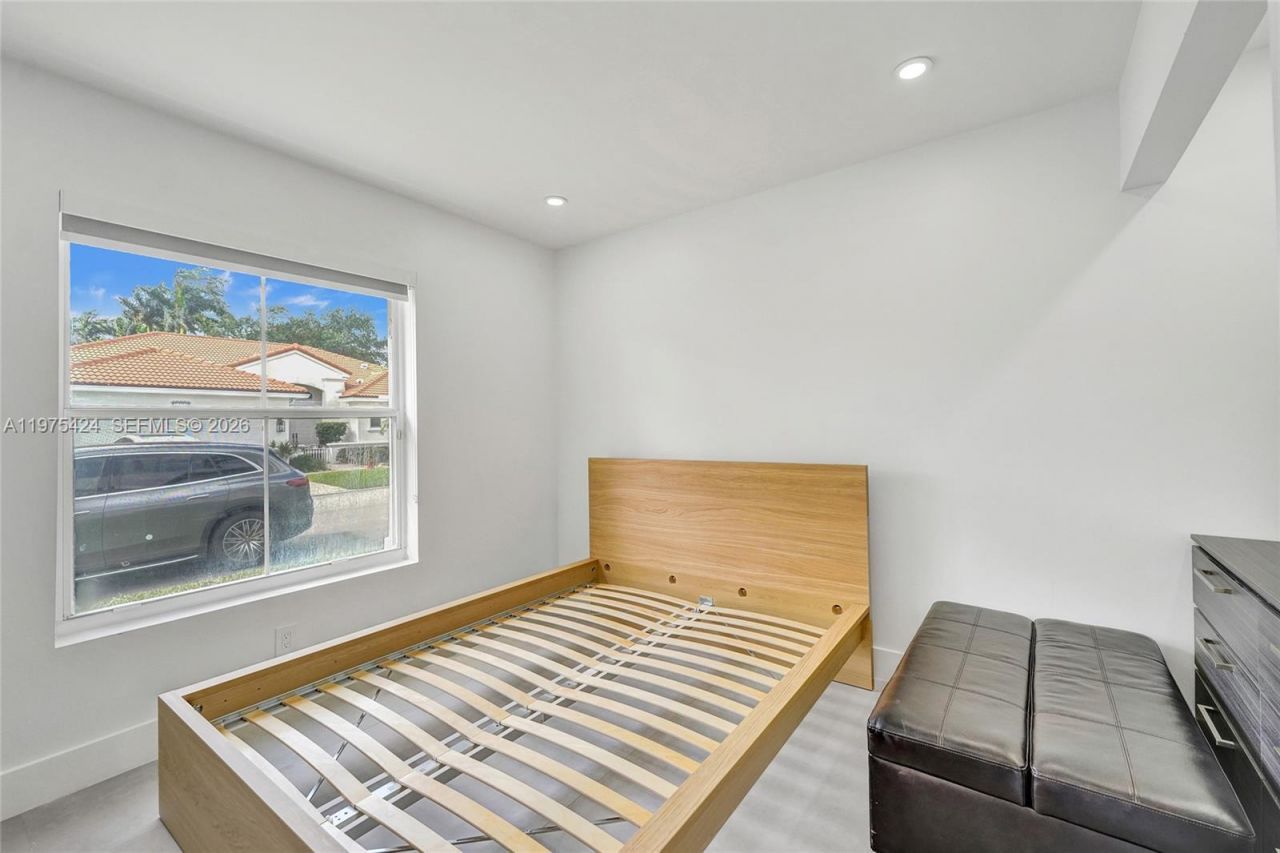 3371 SW 51st St , Hollywood, FL 33312 Photo