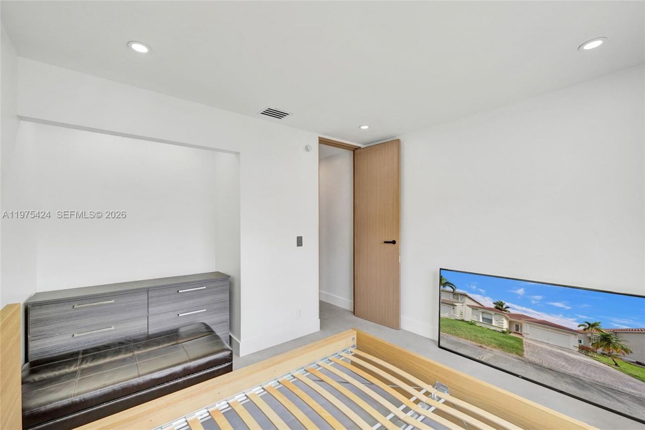 3371 SW 51st St , Hollywood, FL 33312 Photo