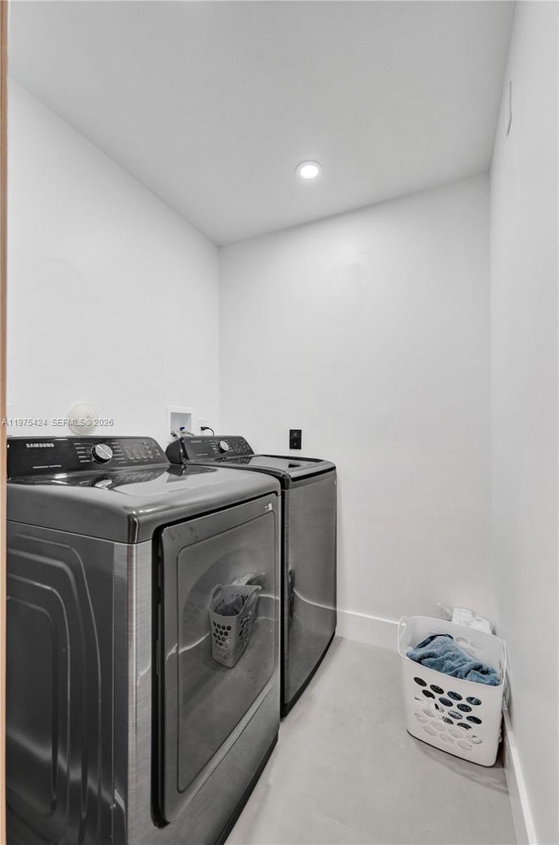 3371 SW 51st St , Hollywood, FL 33312 Photo